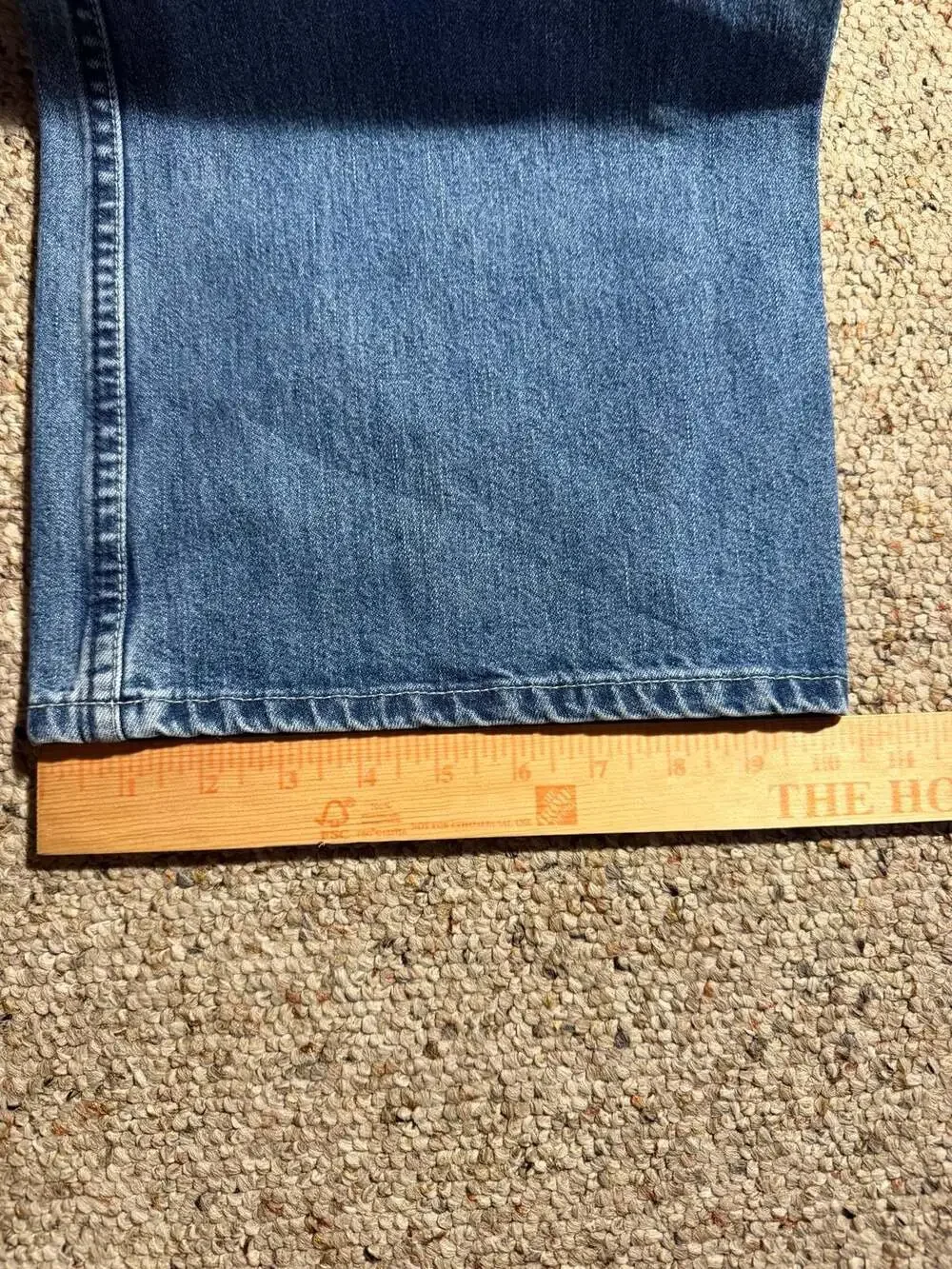Levi's 557 Relaxed Boot Fit Jeans 36x32